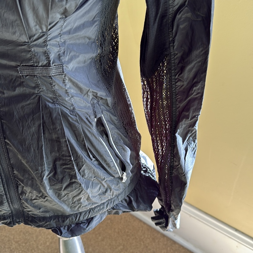 Jacket - Picture 2 of 7